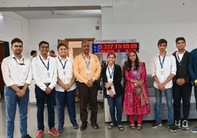 FE Students interacting with Hon. Principal Dr. V. N. Gohokar at MMCOE